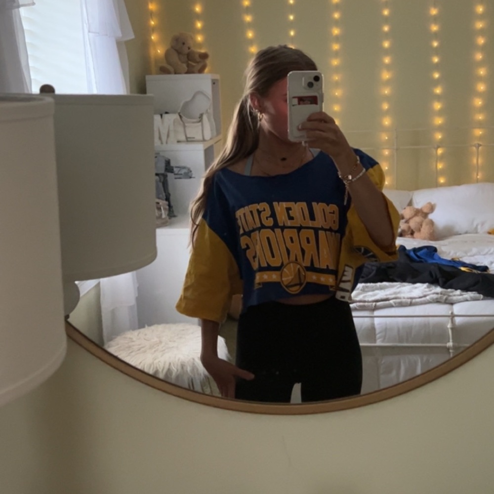 Cropped tee